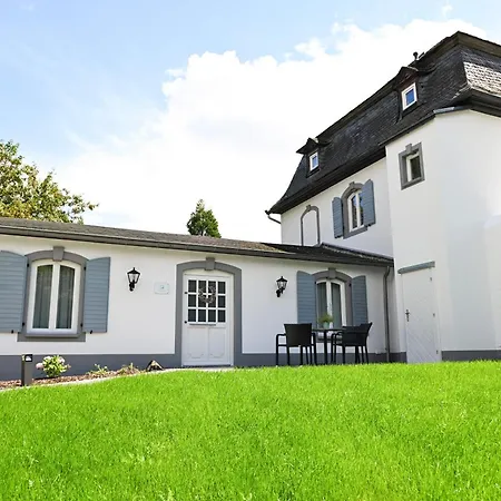 Gaestehaus Im Schlosspark 3*