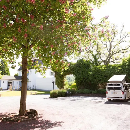 Gaestehaus Im Schlosspark 3*